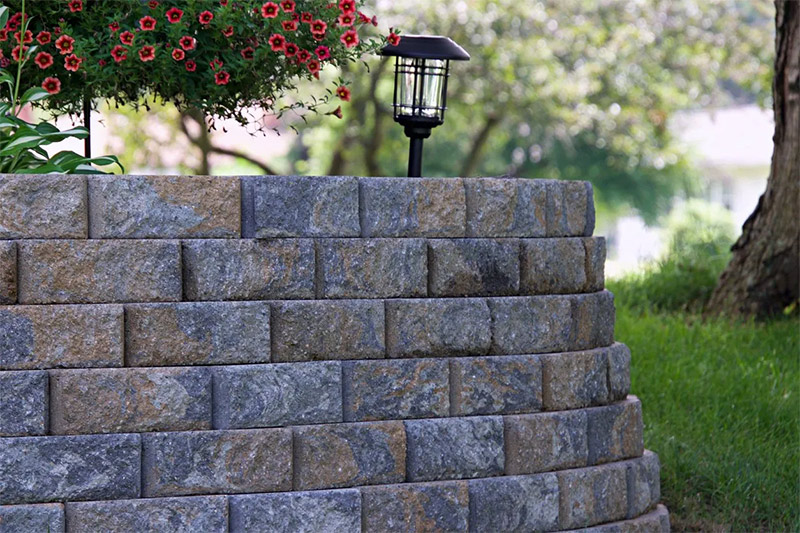 Northwest Arkansas retaining wall construction and landscaping services